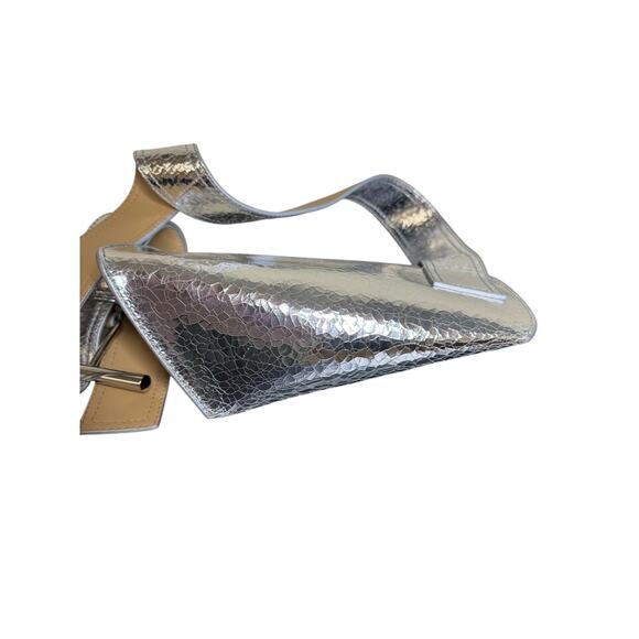 Alexander McQueen NWT T-Bar Sling Pouch in Silver - Picture 7 of 16